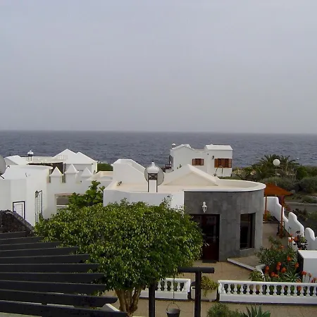 Villa Los Ojos Charco del Palo